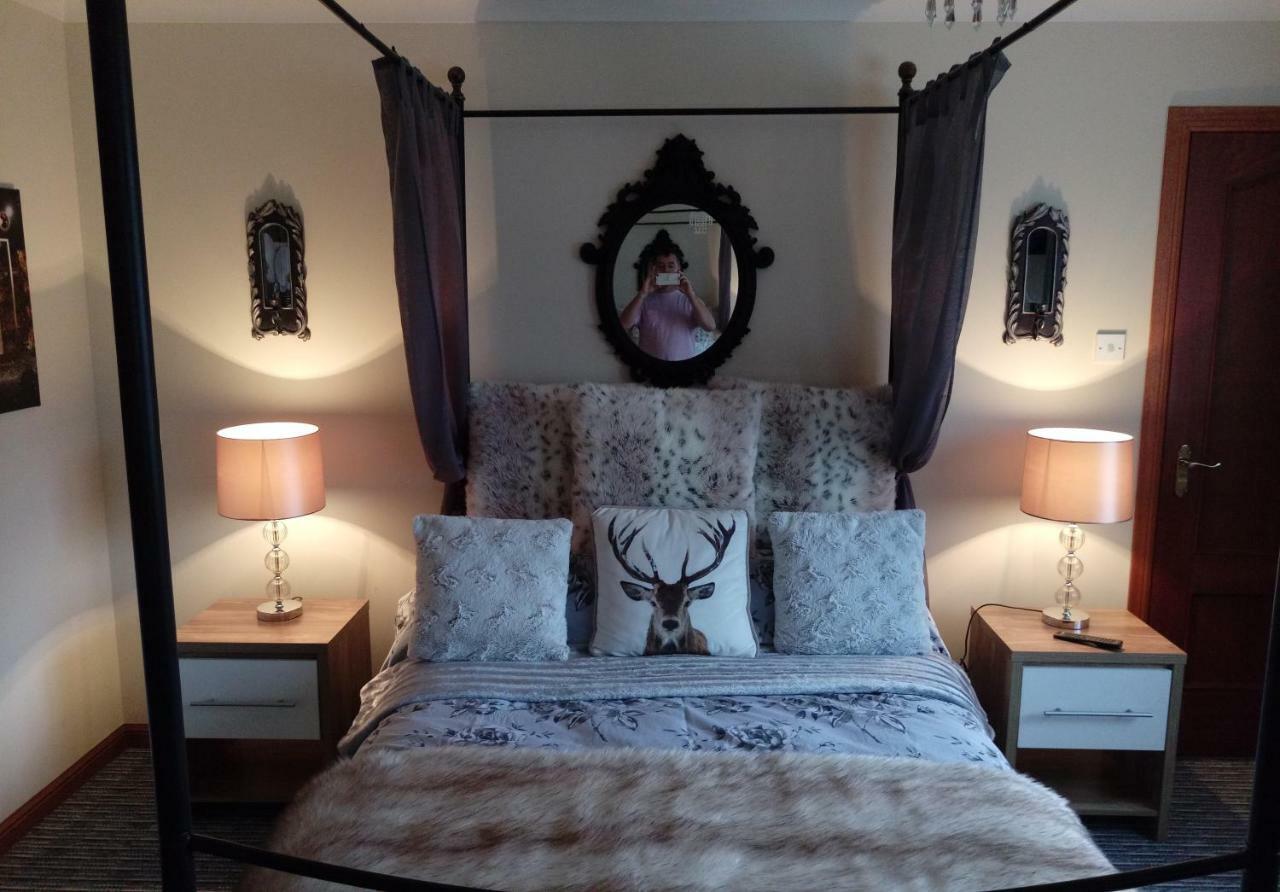 One Strathview B&B Forfar Ngoại thất bức ảnh
