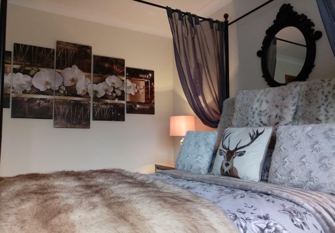 One Strathview B&B Forfar Ngoại thất bức ảnh
